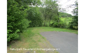 Wanderparkplatz als Ausgangspunkt für Wanderungen im Elberndorftal
