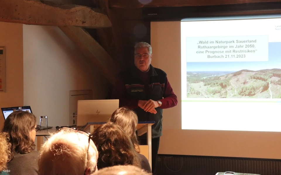MV 2023: "Der Wald im Naturpark 2050" - Vortrag Manfred Gertz, Leiter RFA Siegen-Wittgenstein